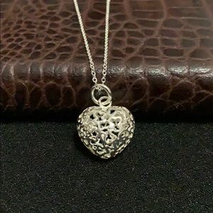 NWT sterling silver chain heart pendant necklace